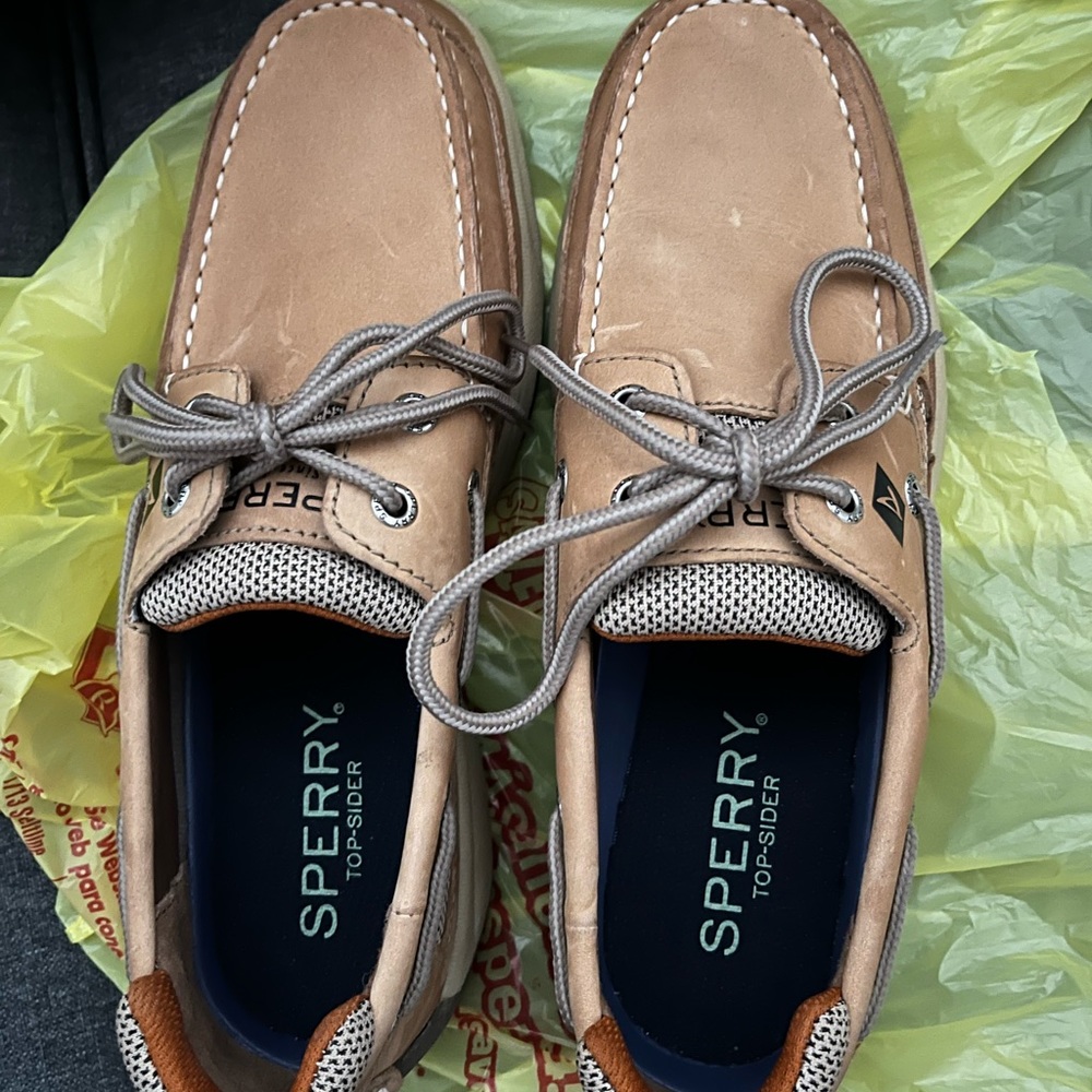 Men’s sperrys size 6.5